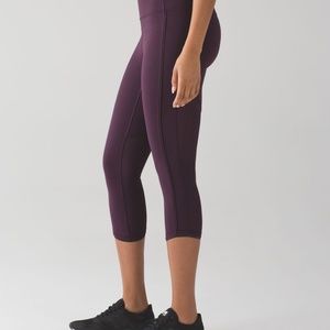 Lululemon deep breath crop *21"